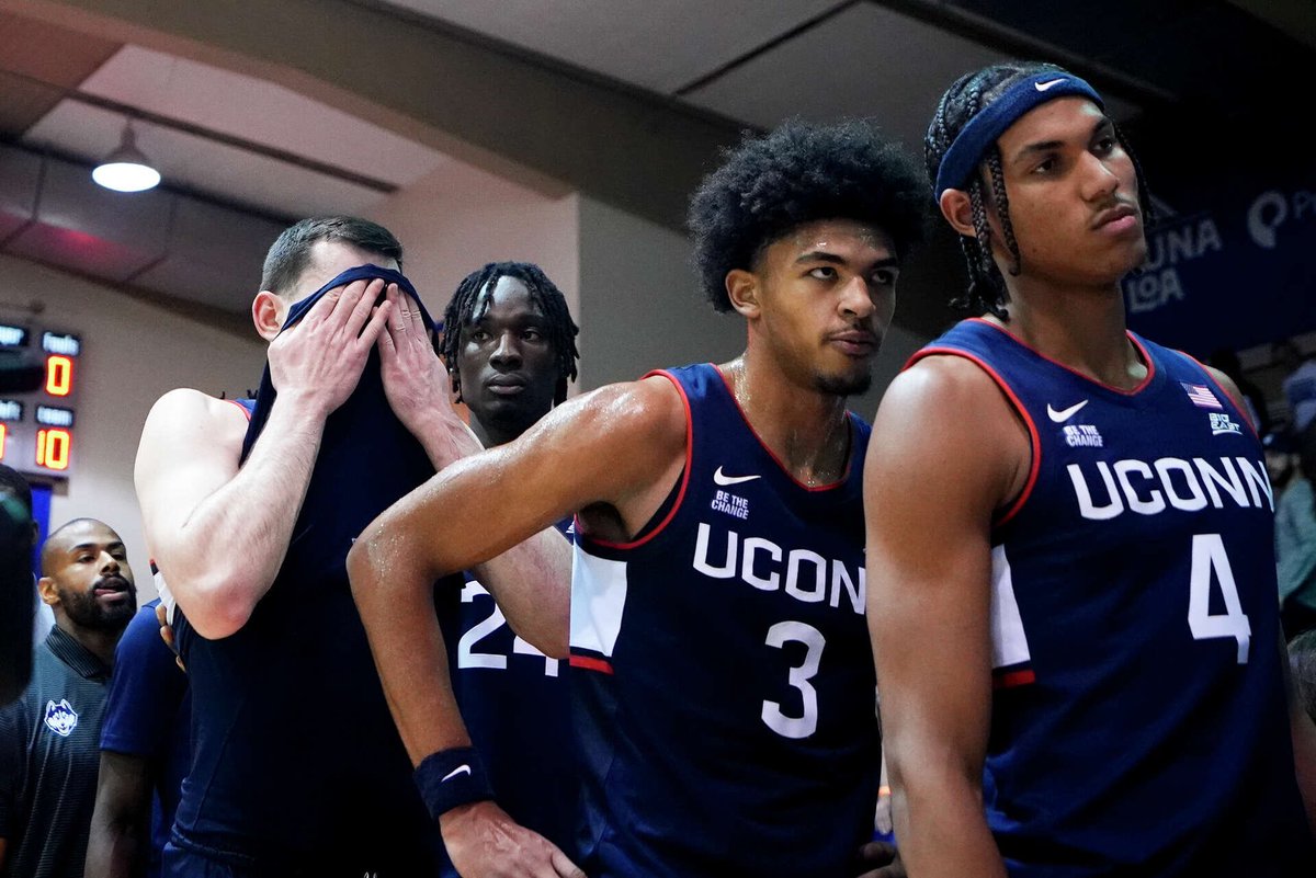 College basketball heads, I really don’t start paying attention to CBB until about January. So educate me: 

What the Hell is going on with UCONN?. 0-3 to 3 unranked teams in Maui? Will they be ranked next week? 

Talk to me!
#UCONN
#Collegebasketball