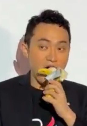 Martin Axel Art (@martinaxelart) on Twitter photo It seems <a href="/justinsuntron/">H.E. Justin Sun 🍌</a> just wanted a turkey but got a banana instead.
Sometimes art can be unforgiving. It seems <a href="/justinsuntron/">H.E. Justin Sun 🍌</a> just wanted a turkey but got a banana instead.
Sometimes art can be unforgiving.