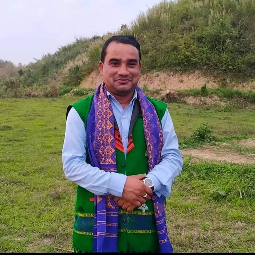 Lurinjyoti Gogoi (@lurinjtgogoi) on Twitter photo āĻ
āϏāĻŽ āĻāĻžāϤā§āϝāĻŧ āĻĒā§°āĻŋāώāĻĻā§° āϝā§āĻā§āϝāĻŧāĻž āϏāĻŽā§āĻĒāĻžāĻĻāĻ āĻĻā§āϞāĻĻā§āϞ āĻŦā§°āĻāĻāĻā§ āĻĄāĻžāĻā§°ā§āϝāĻŧāĻžā§° āĻĻā§āĻšāĻžā§ąāϏāĻžāύāϤ āĻŽā§°ā§āĻŽāĻžāĻšāϤ āĻšā§āĻā§āĻāĨ¤ āĻāĻā§°āĻžāĻā§ āĻāĻĒā§āύ āĻāĻāĻžāĻāĻĻā§āĻāĻ āĻšā§ā§°ā§ā§ąāĻžāĻ āĻŦāĻžāĻā§°ā§āĻĻā§āϧ āĻšā§ āĻĒā§°āĻŋāĻā§āĻ⧎
āϏāĻĻā§ āĻ
āϏāĻŽ āĻāĻžāϤā§ā§° āϏāύā§āĻĨāĻžā§° āĻĒā§°āĻž āĻ
āϏāĻŽ āĻāĻžāϤā§āϝāĻŧ āĻĒā§°āĻŋāώāĻĻāϞ⧠āĻāĻ āĻĒā§°āĻŋāĻā§ā§°āĻŽāĻžāĻā§āϤ āϤā§āĻā§āϤ āĻāĻŽāĻžā§° āĻ
āĻāĻŋāĻāĻžā§ąāĻā§° āĻĻā§°ā§ āĻāĻāĻŋāϞāĨ¤ āĻāύā§āϤ⧰āĻŋāĻāϤāĻž āĻā§°ā§ āĻāĻžāϤā§āϝāĻŧ āĻĻāĻžāϝāĻŧāĻŦāĻĻā§āϧāϤāĻžā§°ā§ āϤā§āĻā§āϤ⧠āĻāĻŽāĻžā§° āϏā§āϤ⧠āĻ
āϏāĻŽ āĻāĻžāϤā§āϝāĻŧ āĻĒā§°āĻŋāώāĻĻā§° āϝā§āĻā§āϝāĻŧāĻž āϏāĻŽā§āĻĒāĻžāĻĻāĻ āĻĻā§āϞāĻĻā§āϞ āĻŦā§°āĻāĻāĻā§ āĻĄāĻžāĻā§°ā§āϝāĻŧāĻžā§° āĻĻā§āĻšāĻžā§ąāϏāĻžāύāϤ āĻŽā§°ā§āĻŽāĻžāĻšāϤ āĻšā§āĻā§āĻāĨ¤ āĻāĻā§°āĻžāĻā§ āĻāĻĒā§āύ āĻāĻāĻžāĻāĻĻā§āĻāĻ āĻšā§ā§°ā§ā§ąāĻžāĻ āĻŦāĻžāĻā§°ā§āĻĻā§āϧ āĻšā§ āĻĒā§°āĻŋāĻā§āĻ⧎
āϏāĻĻā§ āĻ
āϏāĻŽ āĻāĻžāϤā§ā§° āϏāύā§āĻĨāĻžā§° āĻĒā§°āĻž āĻ
āϏāĻŽ āĻāĻžāϤā§āϝāĻŧ āĻĒā§°āĻŋāώāĻĻāϞ⧠āĻāĻ āĻĒā§°āĻŋāĻā§ā§°āĻŽāĻžāĻā§āϤ āϤā§āĻā§āϤ āĻāĻŽāĻžā§° āĻ
āĻāĻŋāĻāĻžā§ąāĻā§° āĻĻā§°ā§ āĻāĻāĻŋāϞāĨ¤ āĻāύā§āϤ⧰āĻŋāĻāϤāĻž āĻā§°ā§ āĻāĻžāϤā§āϝāĻŧ āĻĻāĻžāϝāĻŧāĻŦāĻĻā§āϧāϤāĻžā§°ā§ āϤā§āĻā§āϤ⧠āĻāĻŽāĻžā§° āϏā§āϤā§