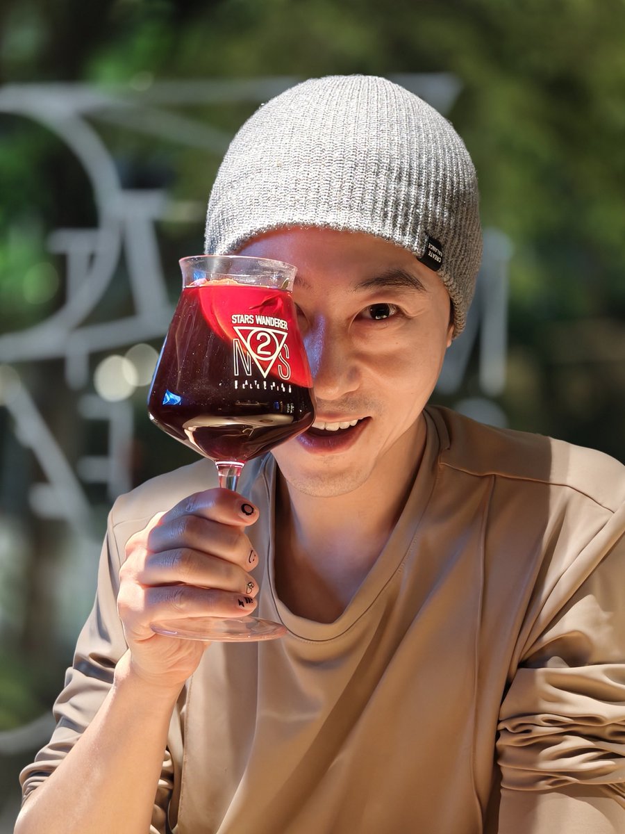 B85520339's tweet photo. 🍷 https://t.co/KnhxHoYELl