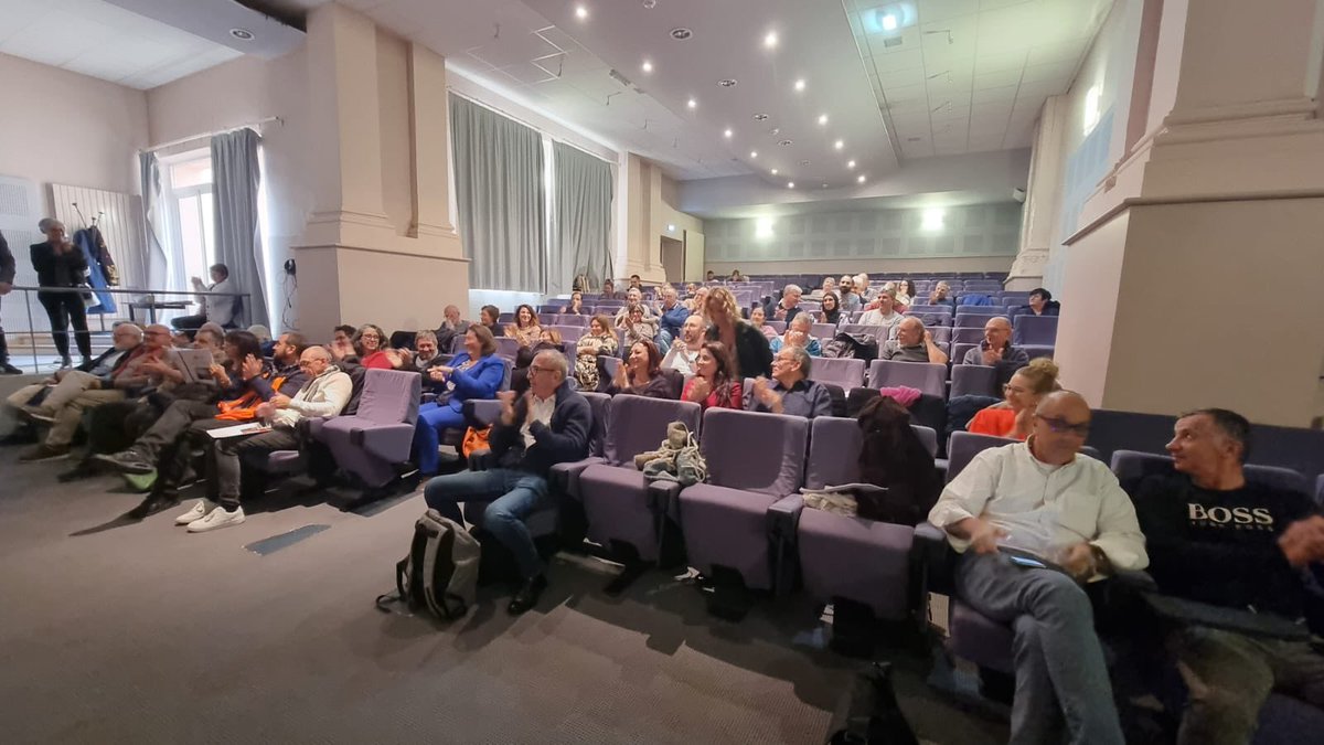 Paca (@cfdtpaca) on Twitter photo Journée de débats <a href="/CFDTPaca/">Paca</a> à Marseille :
✅ Actualité régionale : <a href="/StfMolletCFDT/">Stéphane Mollet</a> Secrétaire Général <a href="/CFDTPaca/">Paca</a>
✅ Actualité nationale : Luc Mathieu <a href="/lmathieuluc/">Luc Mathieu</a> Secrétaire National <a href="/CFDT/">CFDT</a>
✅ « Charte de la cotisation » Carole Hellgouarc’h @CaroleH75 Secrétaire Confédérale <a href="/CFDT/">CFDT</a> Journée de débats <a href="/CFDTPaca/">Paca</a> à Marseille :
✅ Actualité régionale : <a href="/StfMolletCFDT/">Stéphane Mollet</a> Secrétaire Général <a href="/CFDTPaca/">Paca</a>
✅ Actualité nationale : Luc Mathieu <a href="/lmathieuluc/">Luc Mathieu</a> Secrétaire National <a href="/CFDT/">CFDT</a>
✅ « Charte de la cotisation » Carole Hellgouarc’h @CaroleH75 Secrétaire Confédérale <a href="/CFDT/">CFDT</a>