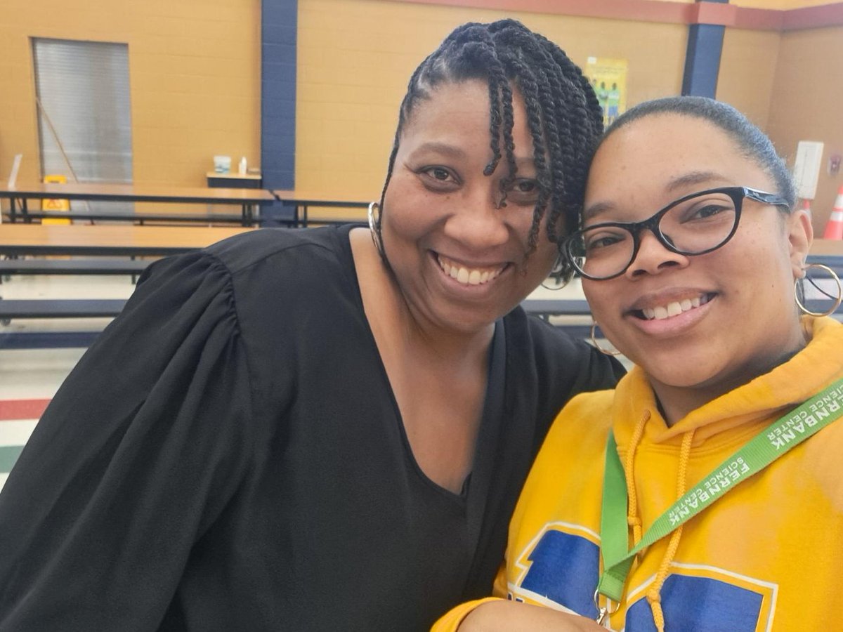 aosby_8's tweet image. I&apos;m a little late in posting, but I still wanted to shout out the @DeKalbSchoolsIT for the awesome #TechForLittles. My students enjoyed competing and it was a pleasure to review the projects. Plus, my very first principal/boss was in the building. Thank you Mrs. Laconduas Freeman