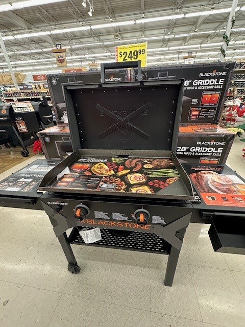 Looking to upgrade your outdoor cooking game? Visit Westlake's on Worley and grab the 28" Blackstone Griddle for just $249.99! Your favorite cook will thank you. 🔥🍳 #grilling #outdoorcooking