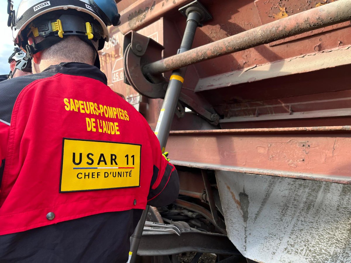 SDIS11OFFICIEL's tweet photo. Du 25 au 29 novembre, 16 stagiaires du SDIS de l’Aude ont suivi la formation USAR au centre de secours de Leucate.
Nous tenons à exprimer notre profonde gratitude envers ALOGEA, la société CUIN, la société
BOUGEOIS, MAKITA FRANCE pour cette collaboration. https://t.co/U9oXkzTIfi