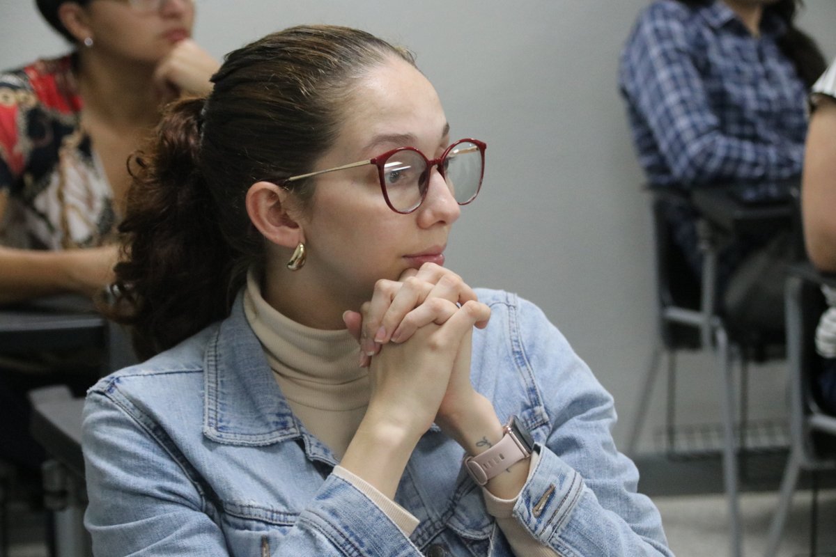 PNUD_CR's tweet photo. Buscamos fortalecer la formación y sensibilización de profesionales y estudiantes en comunicación e investigación, brindando herramientas prácticas para comprender y atender esta problemática con seriedad, empatía y rigurosidad técnica. #16DíasdeActivismo #NoExcusas https://t.co/lyGLJumBGT
