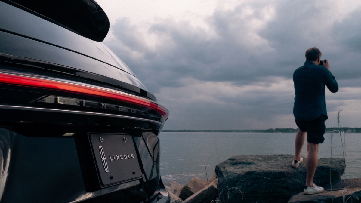 Less chaos, more calm. This is our type of #BlackFriday.

*2024 Lincoln Black Label Nautilus® model shown. Available at participating Lincoln Black Label Retailers only.