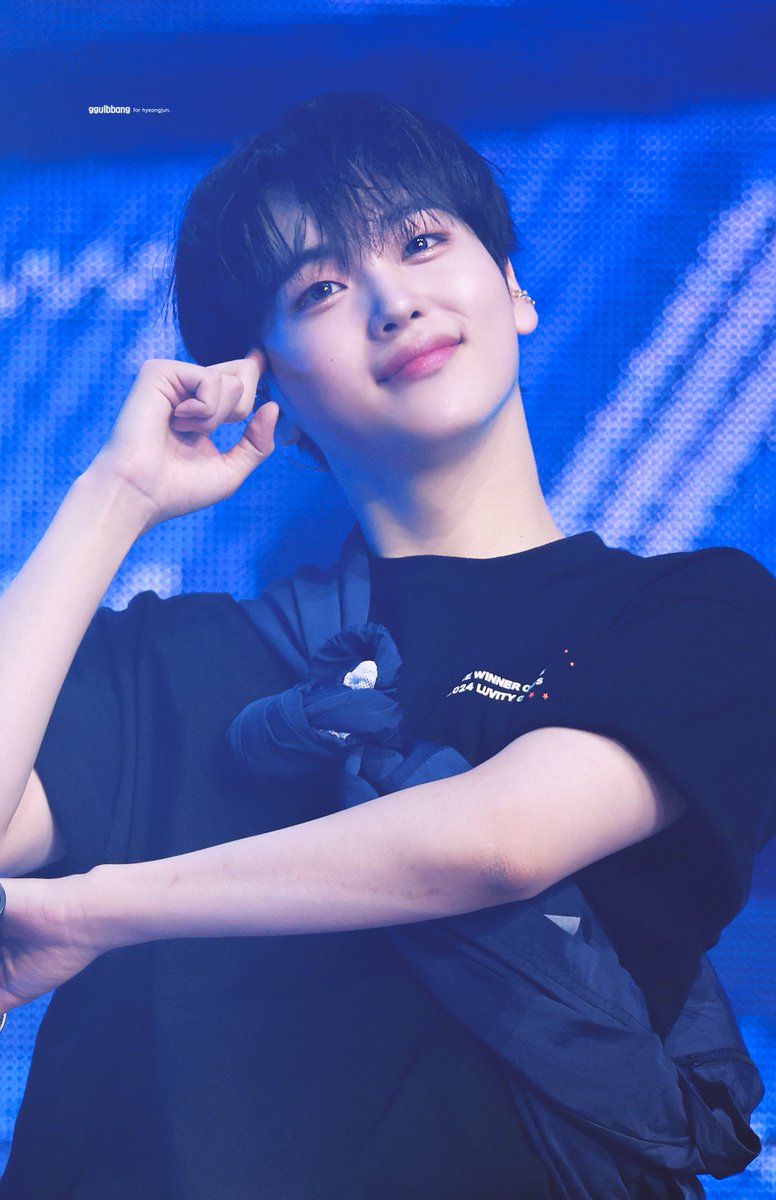 형주니 생일추카해🧡🧡🧡🧡

#HAPPYHYEONGJUNDAY
#HAPPY_동그리Day_형주나_사랑한데이
#형준 #크래비티 #HYEONGJUN #CRAVITY