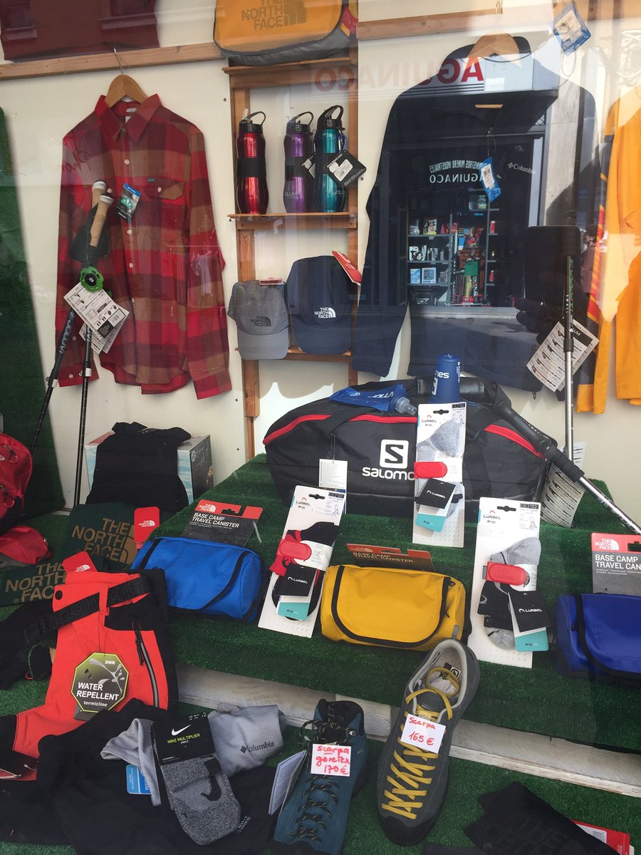 ❄️⛷️Comercial Tuñón será otra de las tiendas estrella del deporte en la nieve que estará en la carpa de la inminente Feria de #Nevaria el próximo 14 y 15 de diciembre en Moreda de #Aller.
¡Te esperamos!
.
📸Comercial Tuñón
#Nevaria2024