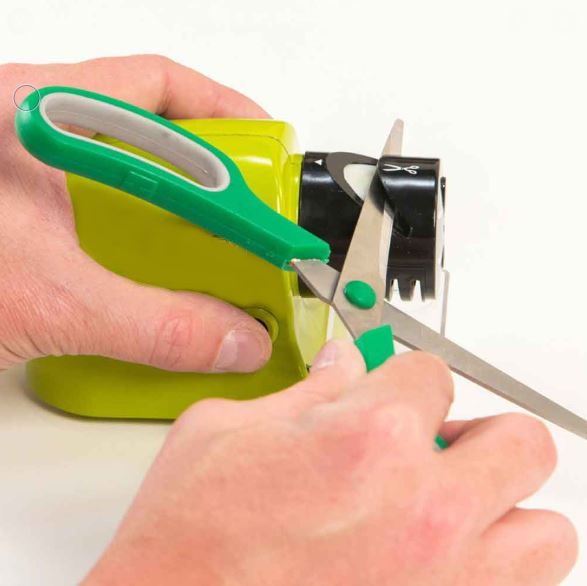 BrasilBoaCompra's tweet photo. Amolador Portatil Afiador Facas Tesouras Ferramentas Manual 

https://t.co/lI8tmfdNIc

#amolador #facas #cozinha https://t.co/OVbPoFH4Wd