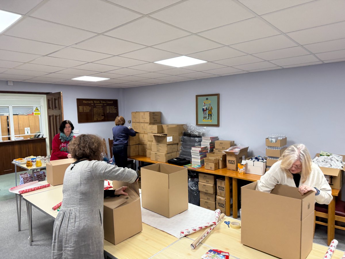 Busy day at Haywards Heath Town Council, packing &amp; wrapping gift parcels for the elderly, vulnerable &amp; those facing Christmas alone as part of our 'Leave No One Behind at Christmas' campaign.  Thank you to those who supported &amp; donated &amp; helped <a href="/MSDCnews/">Mid Sussex District Council</a> #CommunitySupport