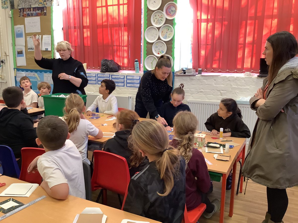 Selling CoE Primary School tweet media