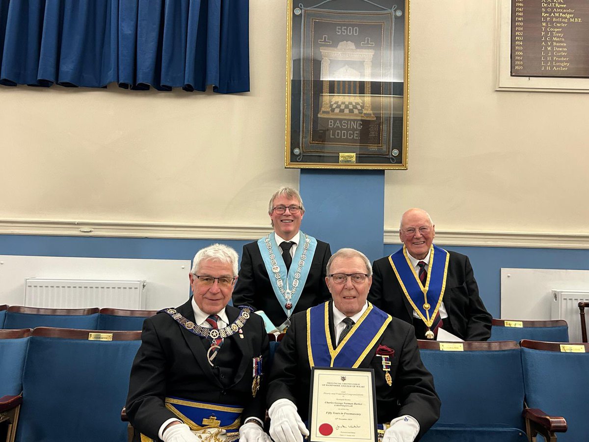 Basing5500's tweet photo. Basing Lodge has seen two of its members reach 50 years in freemasonry in 2024, W.Bro’s David Bolton &amp; Norman Barber - 🍾 Congratulations to them, what an example for those of us who want to emulate their steps! https://t.co/ajSiPbWOd6