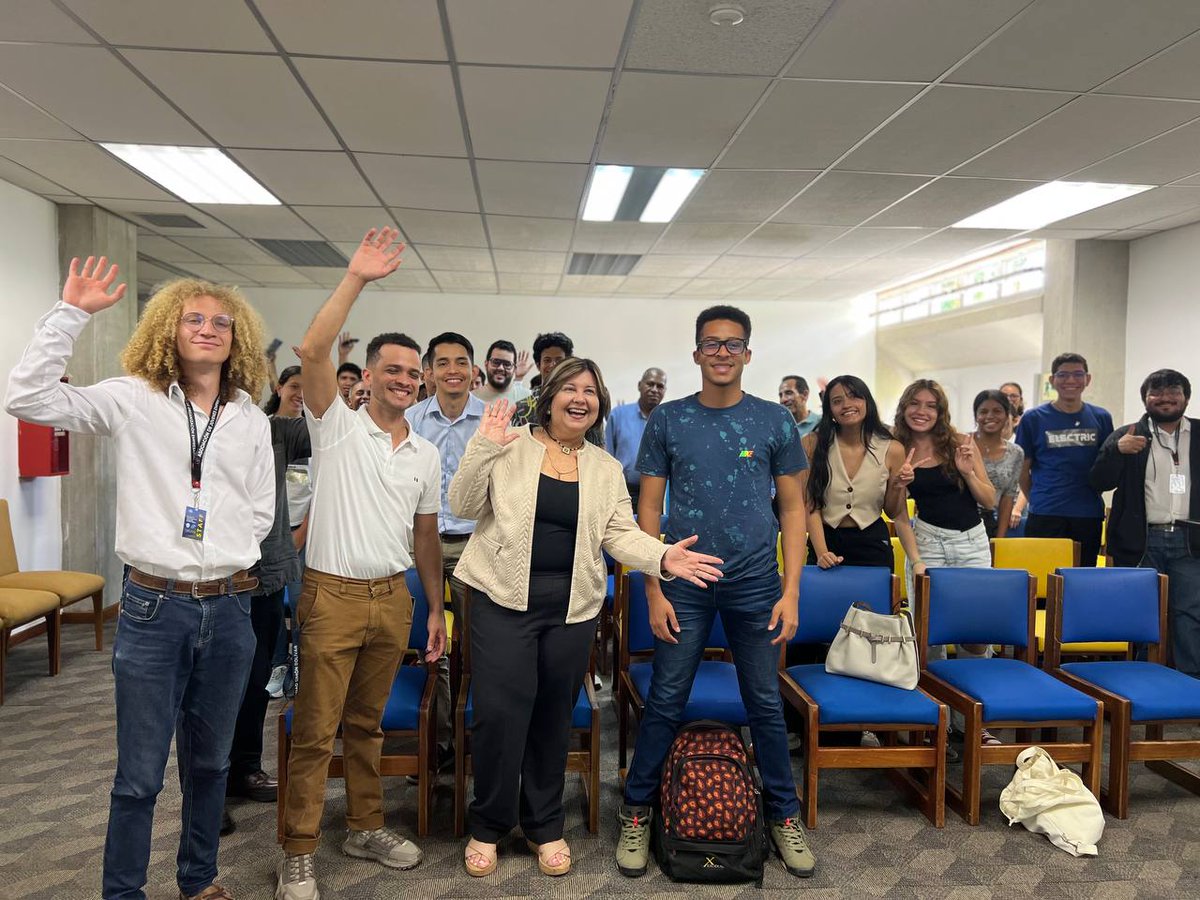 CEOEUSB's tweet image. Hemos de decir: que estamos muy contentos con la culminación de este gran proyecto, el cual durante semanas estuvimos trabajando en conjunto con @AJEUSB 💯💪🏻. 

Decir "Gracias" no es suficiente para lo que sentimos, agradecemos a todos lo que hicieron esto posible  🤗🫡