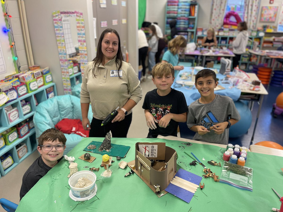 Ms. Sara Spain (@mssaraspain1) on Twitter photo Huge shoutout to all the parent volunteers who helped with Jamestown Forts, it wouldn’t have been possible without you! We appreciate you! Thank you!! <a href="/OldHundredES/">Old Hundred Elementary School</a> Huge shoutout to all the parent volunteers who helped with Jamestown Forts, it wouldn’t have been possible without you! We appreciate you! Thank you!! <a href="/OldHundredES/">Old Hundred Elementary School</a>