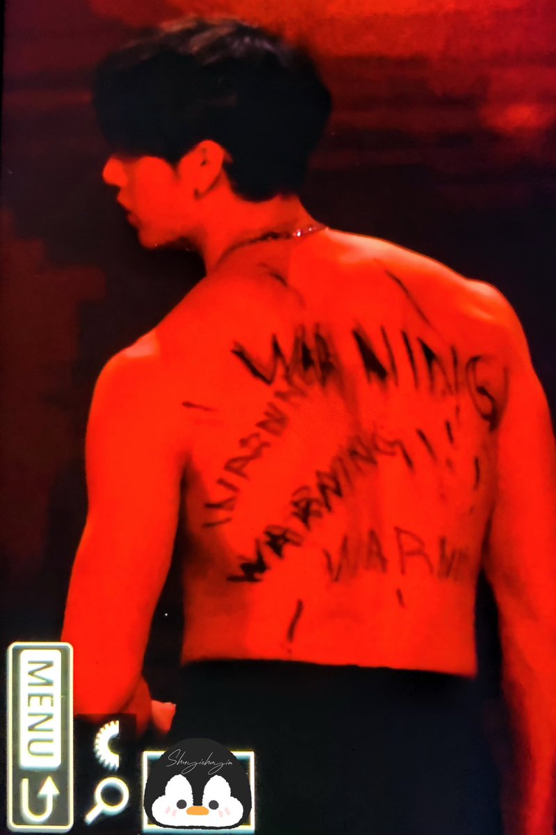 BangChan pics 𖤐 tweet media