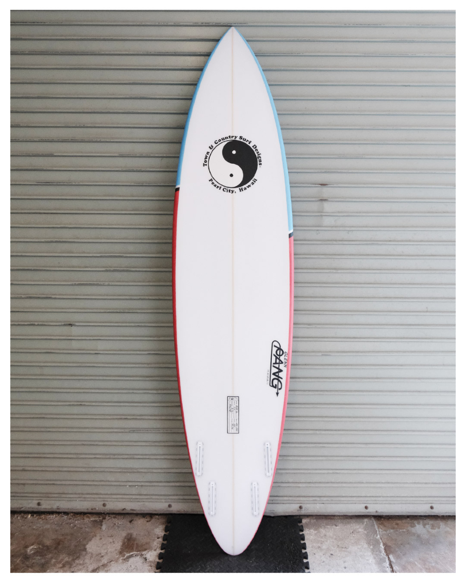 tcsurfdesigns's tweet image. Looking at this Big Jaws Board from @gpangsurf gets the juices flowing. Always be ready for the next opportunity. 7'6"x20"x3 1/4", 49.74L

#customsurfboards #madeinhawaii #stokeandaloha #surfboards #hawaiisurf #surfboardfactory