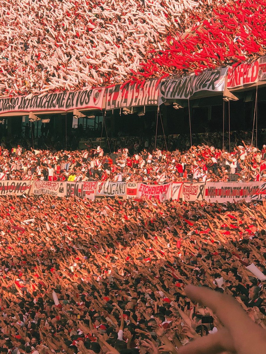 InfoGallardista's tweet photo. 𝙔𝙊 𝙎𝙊𝙔 𝘿𝙀 𝙍𝙄𝙑𝙀𝙍 𝙋𝙊𝙍𝙌𝙐𝙀 𝙀𝙇 𝙈𝙐𝙉𝘿𝙊 𝙈𝙀 𝙃𝙄𝙕𝙊 𝘼𝙎𝙄, 𝙉𝙊 𝙋𝙐𝙀𝘿𝙊 𝘾𝘼𝙈𝘽𝙄𝘼𝙍 🎶🐔 https://t.co/iKgGpTUZhV