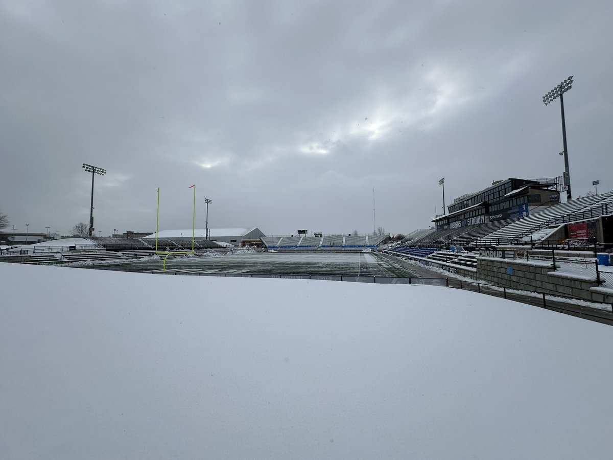 A little over 24 hours till kickoff between <a href="/gvsufootball/">GVSU Football</a> and <a href="/Harding_FB/">Harding Football</a> 

#AnchorUp