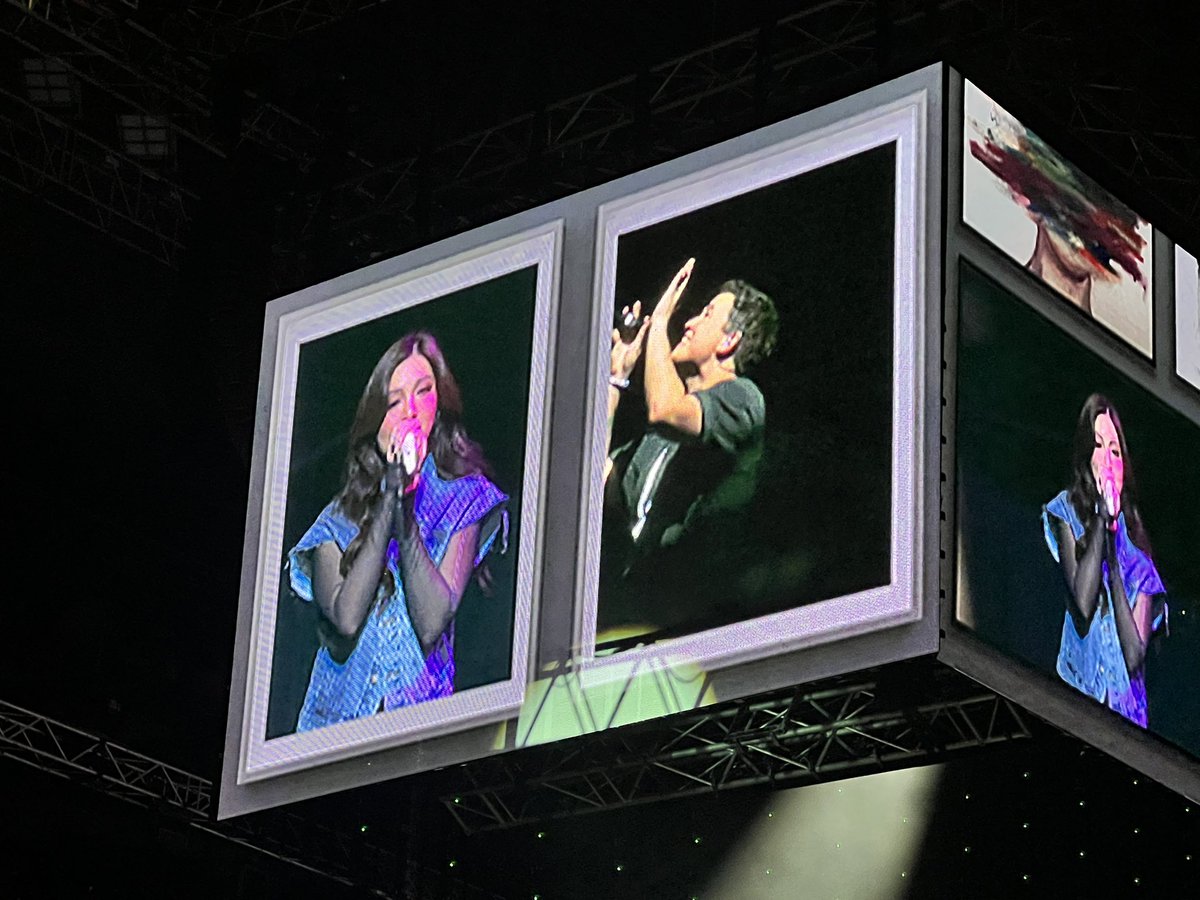 mjfelipe's tweet photo. (4) The crowd enjoyed the explosive collaborations between Juan Karlos and his guests

Janine Berdin
Paolo Benjamin of Ben&amp;Ben
Zild
Moira dela Torre
Gloc-9 
And Kyle Echarri who jammed with JK virtually. https://t.co/TjZsX0eALr