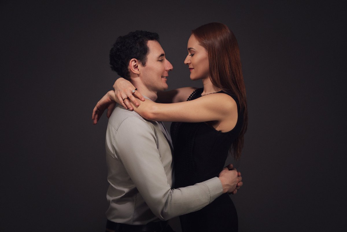 _marisolcid's tweet image. Porque si no te regala una sesión de retrato, ahí no es...
 ( 👁️ ‿ 👁️ )👇
x.com/_marisolcid/st…