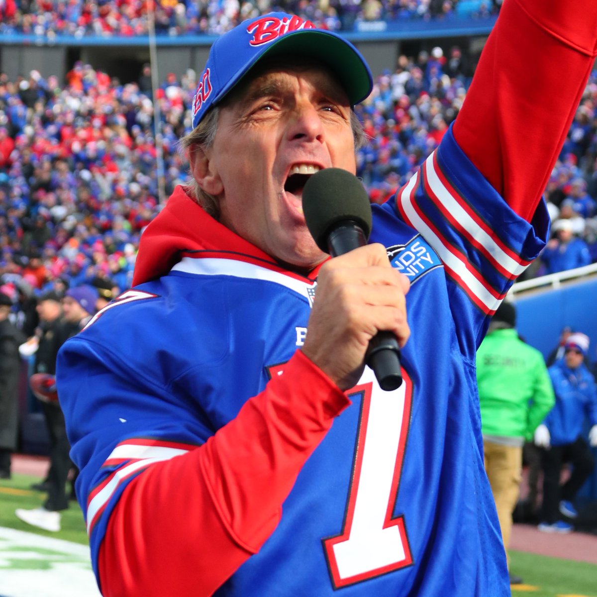 One Bills Live (@onebillslive) on Twitter photo 🚨On the air at 12-noon until 2:00pm. All the latest ahead of Sunday's game and we want to hear from you!
Coming up:
➡️1:00pm - NFL Films' Greg Cosell
➡️1:30pm - Legend Of The Game Doug Flutie
📺12-1pm TV/RADIO on <a href="/MSGNetworks/">MSG Networks</a>
📻1-2pm RADIO ONLY <a href="/WGR550/">WGR 550</a>/<a href="/TheFanRochester/">The Fan Rochester</a> 🚨On the air at 12-noon until 2:00pm. All the latest ahead of Sunday's game and we want to hear from you!
Coming up:
➡️1:00pm - NFL Films' Greg Cosell
➡️1:30pm - Legend Of The Game Doug Flutie
📺12-1pm TV/RADIO on <a href="/MSGNetworks/">MSG Networks</a>
📻1-2pm RADIO ONLY <a href="/WGR550/">WGR 550</a>/<a href="/TheFanRochester/">The Fan Rochester</a>