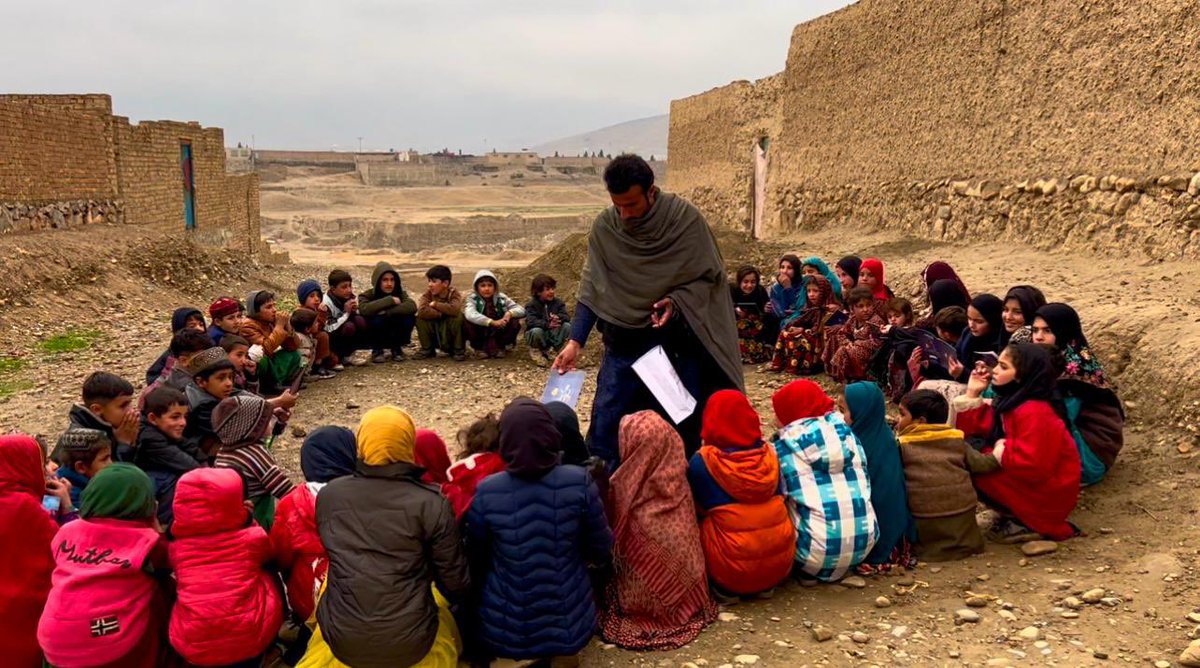 Musawer_edu's tweet photo. Musawer donated children's books to @todaychildorg, which distributed them to Afghan children. Every child has the right to an education. Only through education can we have an equal and just society. 

���🖊 https://t.co/qizKsizmm9
