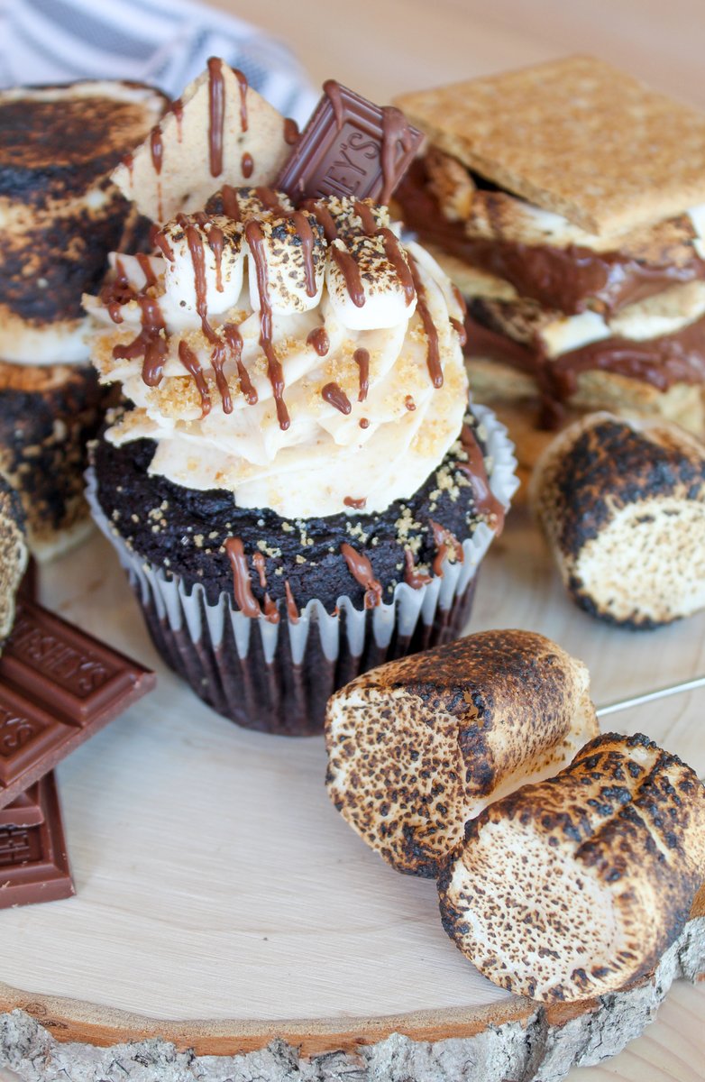 Whether you're headed outside for a post-holiday hike or indulging in a round of Black Friday shopping, don't forget to grab one last s'mores cupcake - winter menu starts Monday!