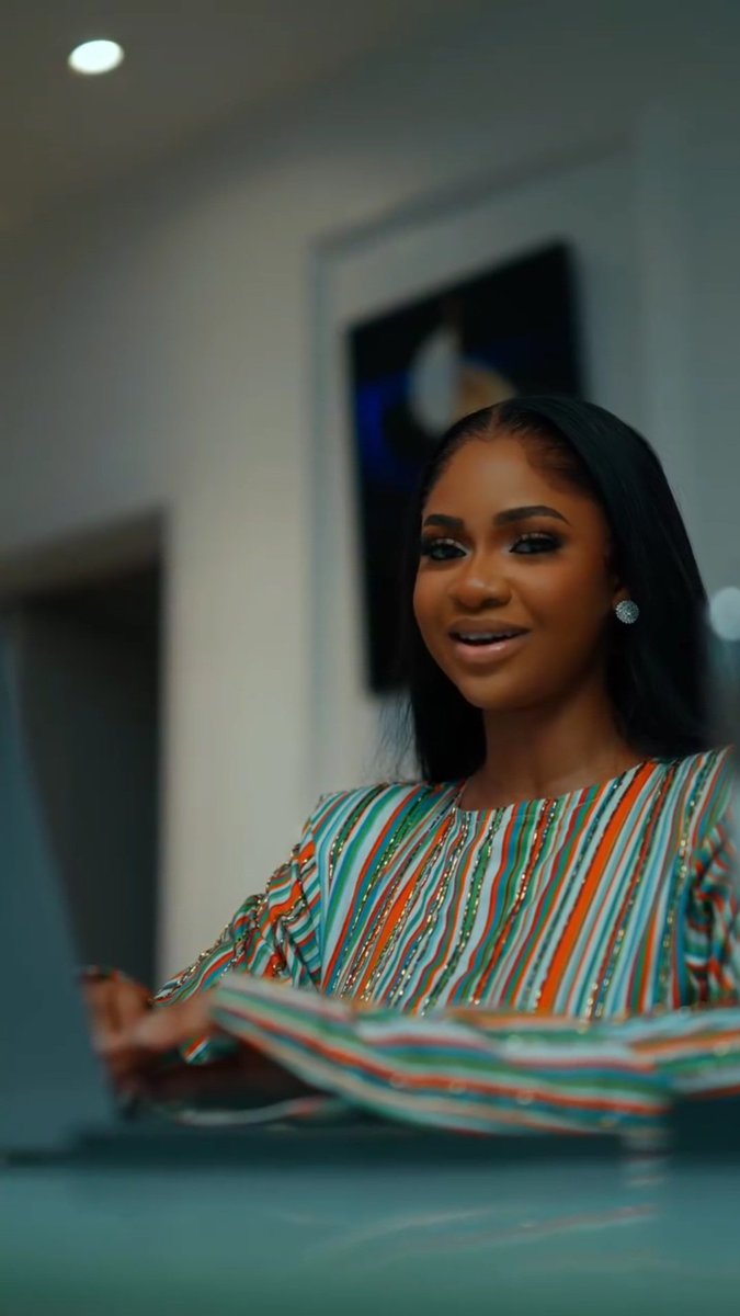 homeworkbooks's tweet photo. @Victoria_uvo Everyday they open space for Victoria, am so glad my babe is catching a break today

CEO Victoria

#BBNaija https://t.co/2QDGvi5Gvq