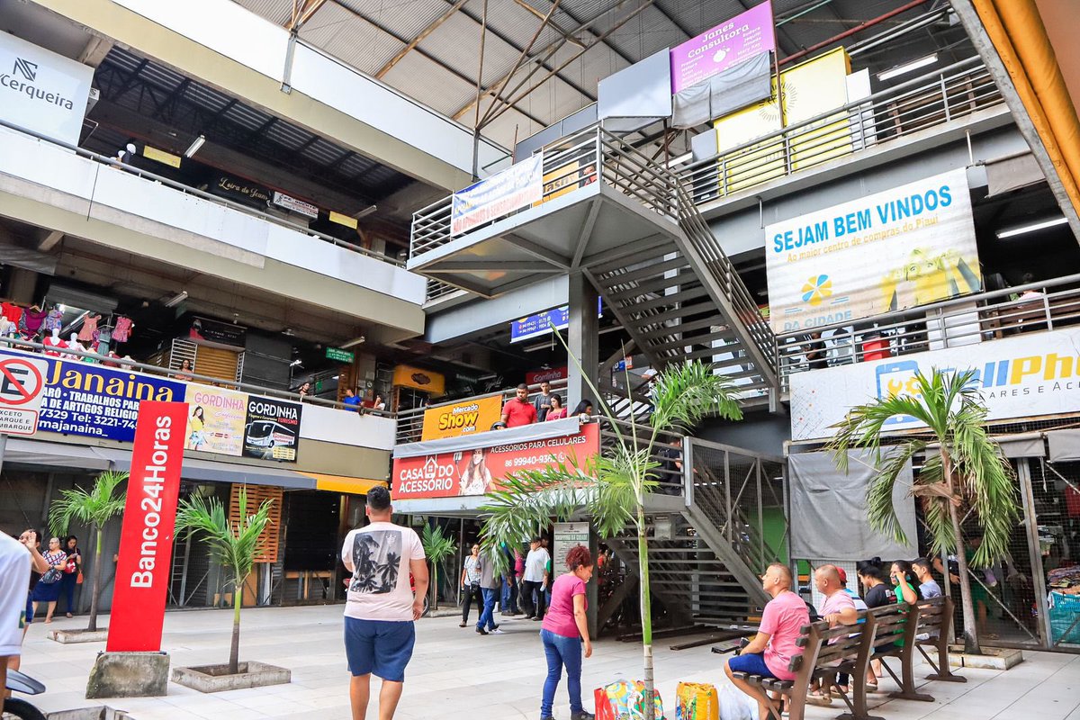 Está procurando comprar coisas boas e baratas? O Shopping da Cidade é muito mais que um centro de compras em Teresina. Situado no coração do Centro, é um ponto de encontro que movimenta a economia, gera empregos e oferece uma ampla variedade de serviços para os teresinenses.