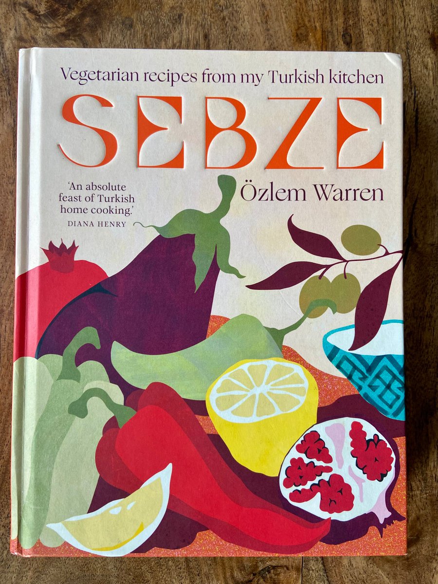 Easy gözleme with filo sheets, use up ingredients in hand.
There are scrumptious, easy to make savoury bakes, börek, simit, gözleme and more in my new book SEBZE, you can order a copy here worldwide 🧿🇹🇷👇for foodie gifts 🎄🥰

geni.us/sebze