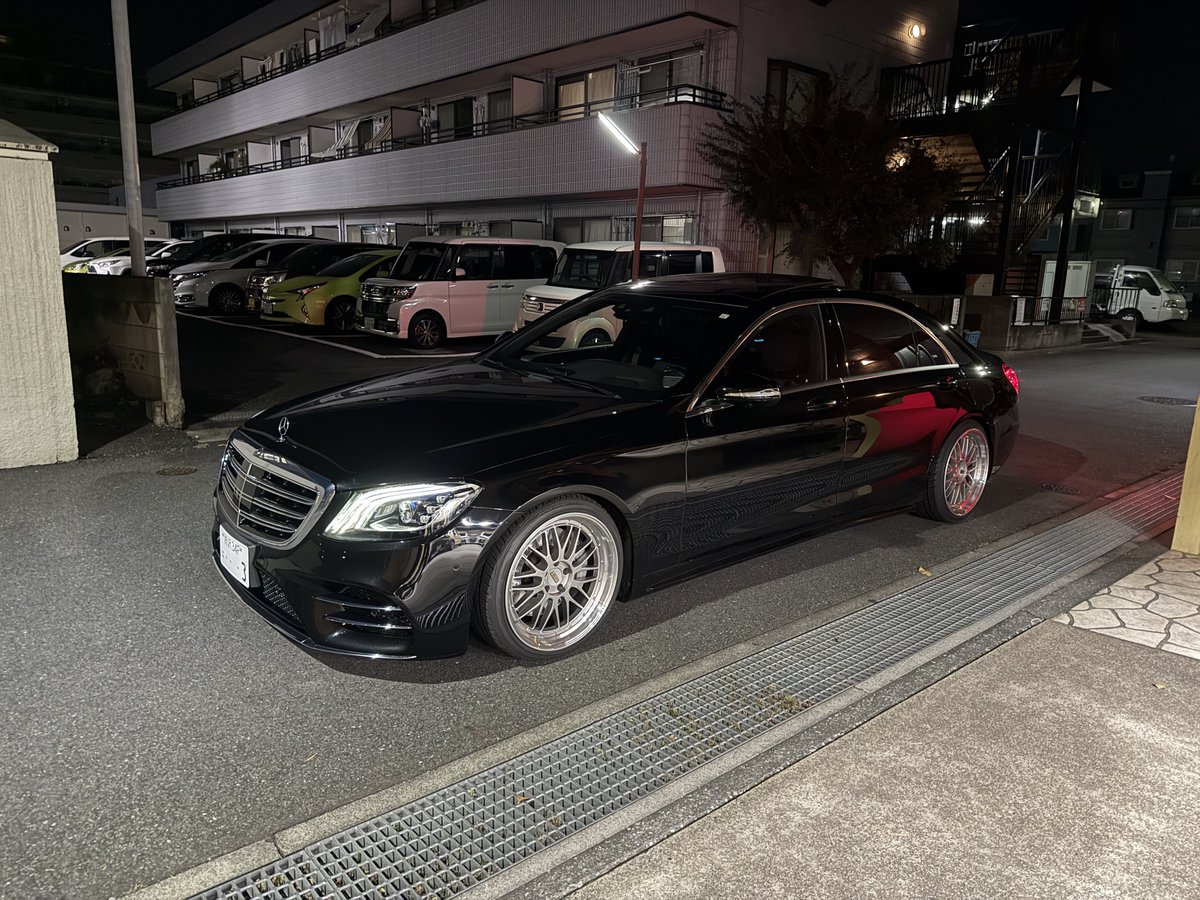 _kgraphic_'s tweet photo. w222 s560L 4マチック ショーファー🔥
A7から乗り換えました！！
エロすぎるこの車 https://t.co/UUKhHtmzNf