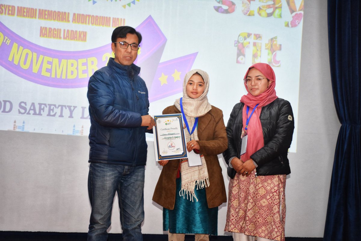 Teamstringmo's tweet photo. It was an honor for Team Stringmo to manage the Quiz Competition organized by the Food Safety, Drug, and Food Control Organization during the Eat Right Mela, promoting health, safety, and well-being.
@fssaiindia @BobSajjad @hussainii123__ @airnewskargil https://t.co/oHCkLRVUpD