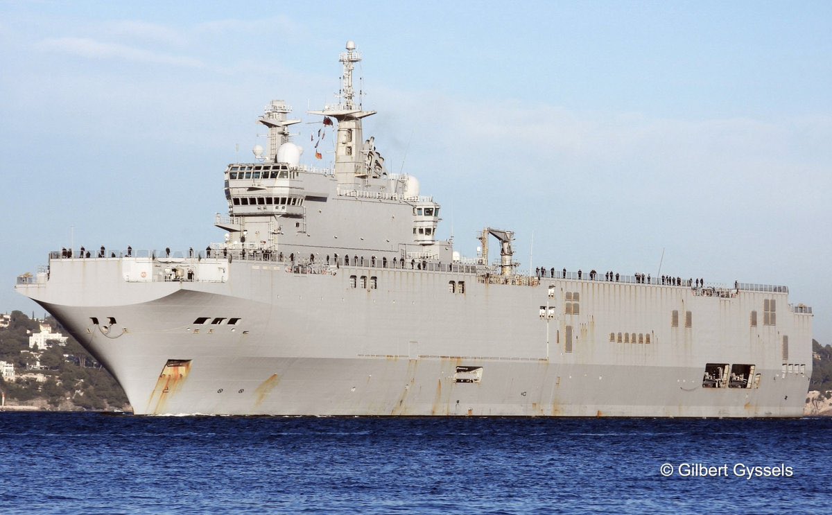 WarshipCam's tweet photo. French Navy Mistral-class amphibious assault ship FS Tonnerre (L9014) coming into Toulon, France - November 28, 2024 #fstonnerre #l9014
SRC: TW-@GGYSSELSSHIPS https://t.co/euCG12UR0a