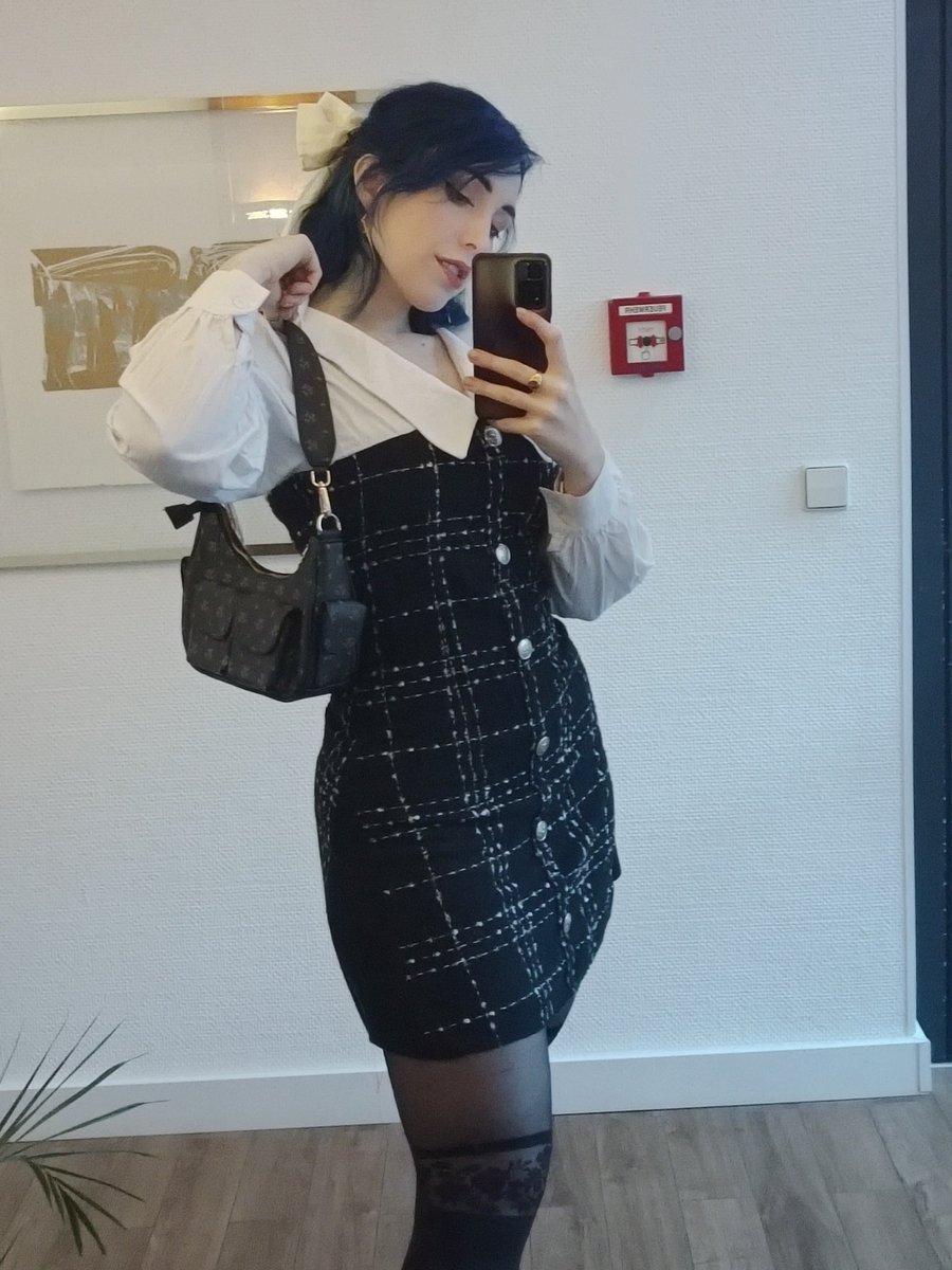 🎩Sheriff Kamelia🧁 tweet media