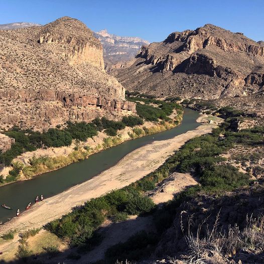 The Arcane Texas Fact of the Day:

The Rio Grande has had many names over time. Here are a few of them.

Grand River (General James Wilkinson, 1806)

P'osoge (modern Tewa language, meaning "Big River")

Rio Bravo (Gaspar Castaño de Sosa, a  Portuguese settler, colonist, explorer,