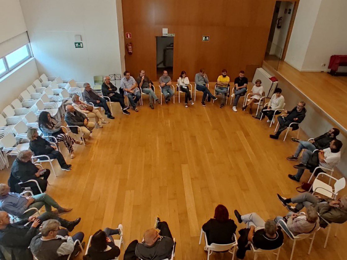 EsquerraTDB's tweet photo. A Torredembarra hem rebut les tres candidatures @MDecidim @FocNou_ERC  @NEN_Catalunya. Hem escoltat i hi hem debatut. Demà un nou pas endavant en un camí que ve de lluny i va més lluny encara. https://t.co/KFJP7m468k