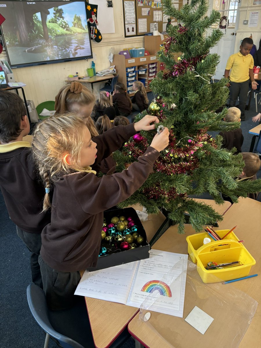 Endsleigh Holy Child tweet media