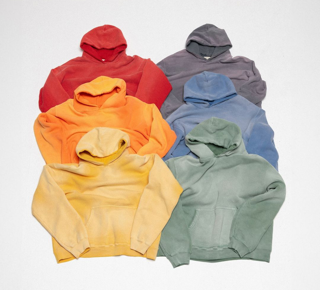 I rounded up the best Black Friday promotions related to menswear. The guide covers everything from affordable basics to specialized designer items, so there's hopefully something for everyone. 

dieworkwear.com/2024/11/29/ten…