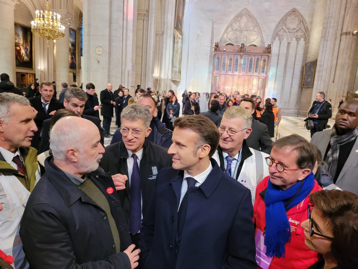 Ce jour, à Notre-Dame de Paris, <a href="/EmmanuelMacron/">Emmanuel Macron</a> a remercié tous les acteurs, dont les archéologues de l'Inrap, qui ont participé aux travaux de restauration de la cathédrale : « Ils ont rappelé son histoire et en ont dévoilé de nouveaux pans ».

inrap.fr/le-president-d…