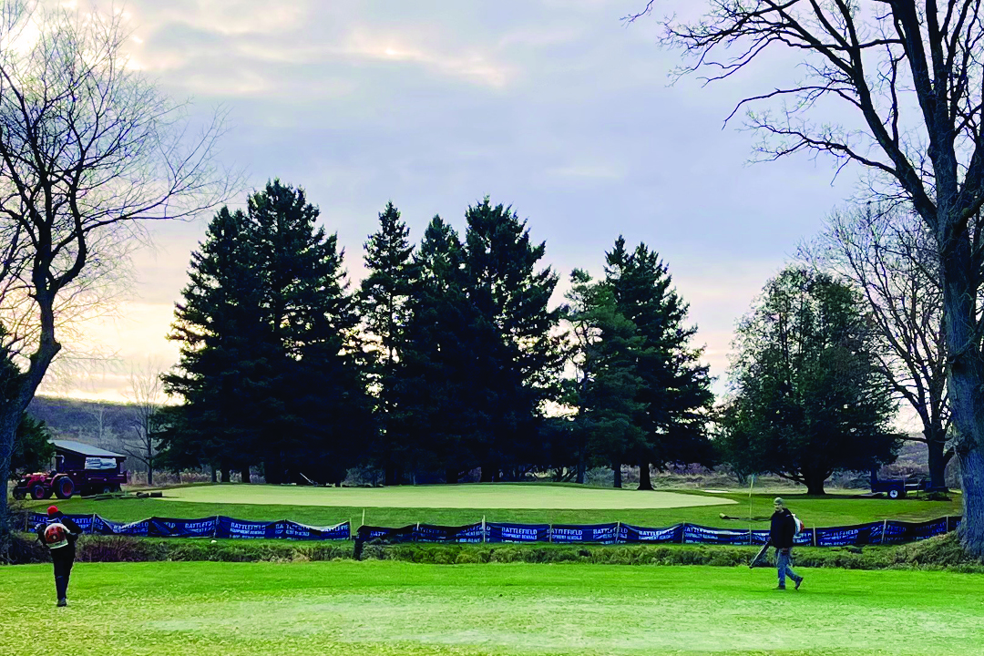 FlightLineGolf's tweet image. FlightLine is proud to unveil the newly revamped #16 green at @ElmiraGolf ! We've expanded it by 1,000 ft², regraded for more pin placements, and shifted it for better access. Perfect for an enhanced golfing experience!

#golf #golfcourse #golfcoursearchitecture #golflife