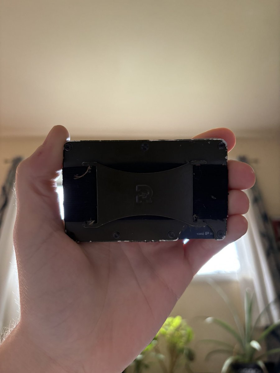 Jesway_FPS's tweet photo. This wallet has been with me for the past 6 years of my life, we’ve been to 12 different countries together, more states than I can count, it was even with me at my wedding. I think it’s time to put this one in a shadow box and start a new journey with another @ridgewallet https://t.co/77jf5HsGf5