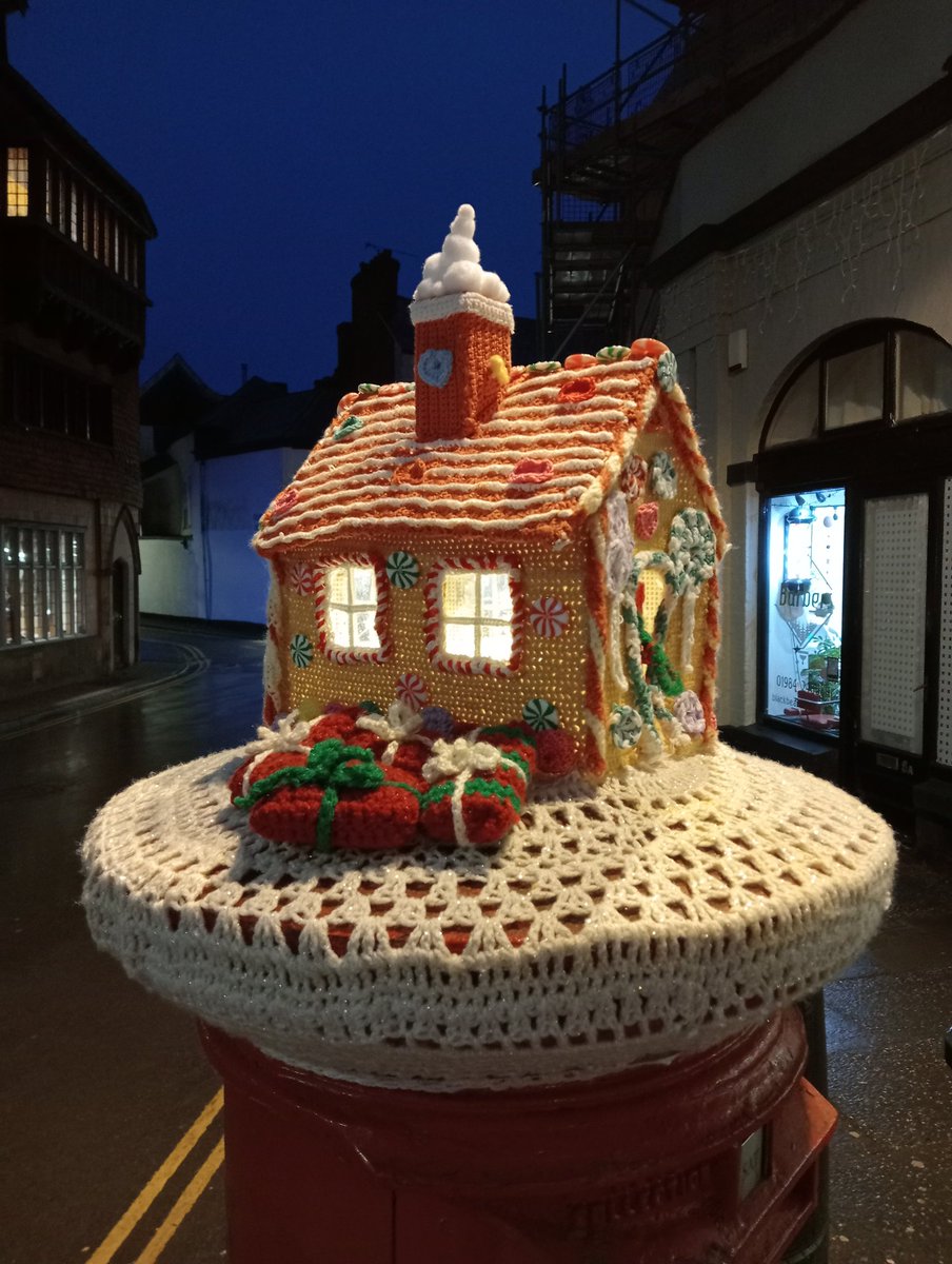 Wiveysqpostbox's tweet photo. Christmas is coming 😁 https://t.co/On0Ylh4KgE