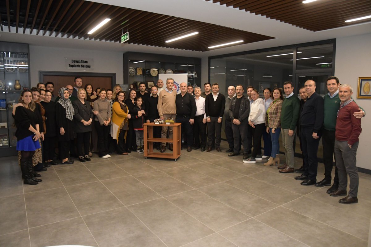 bsekercioglu's tweet photo. 2006 Haziran ayından bu yana Samsun Ticaret ve Sanayi Odası’nda Bilgi İşlem Yöneticisi olarak yürütmekte olduğum görevime 30 Kasım 2024 itibariyle emeklilik dolayısıyla veda ediyorum. 1/5 https://t.co/1a5VWuPTmt