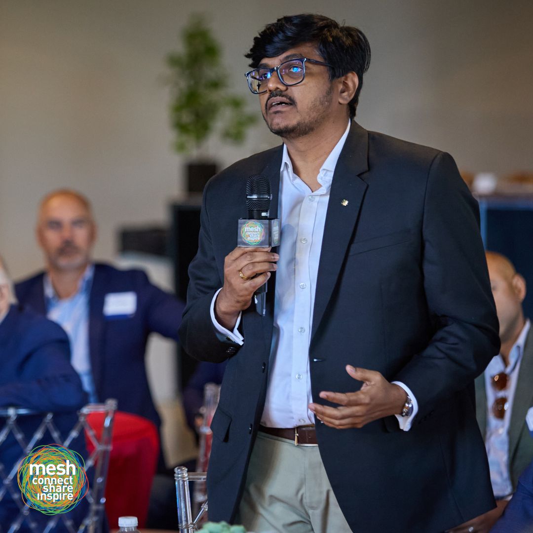 meshcon's tweet image. #meshcon isn&apos;t your typical conference. We don&apos;t permit PowerPoint decks, and it&apos;s a requirement that speakers are comfortable taking questions from the audience during each session to foster an inclusive space for interesting conversations.

📸 cred | Ryan Francoz
📍 The Symes