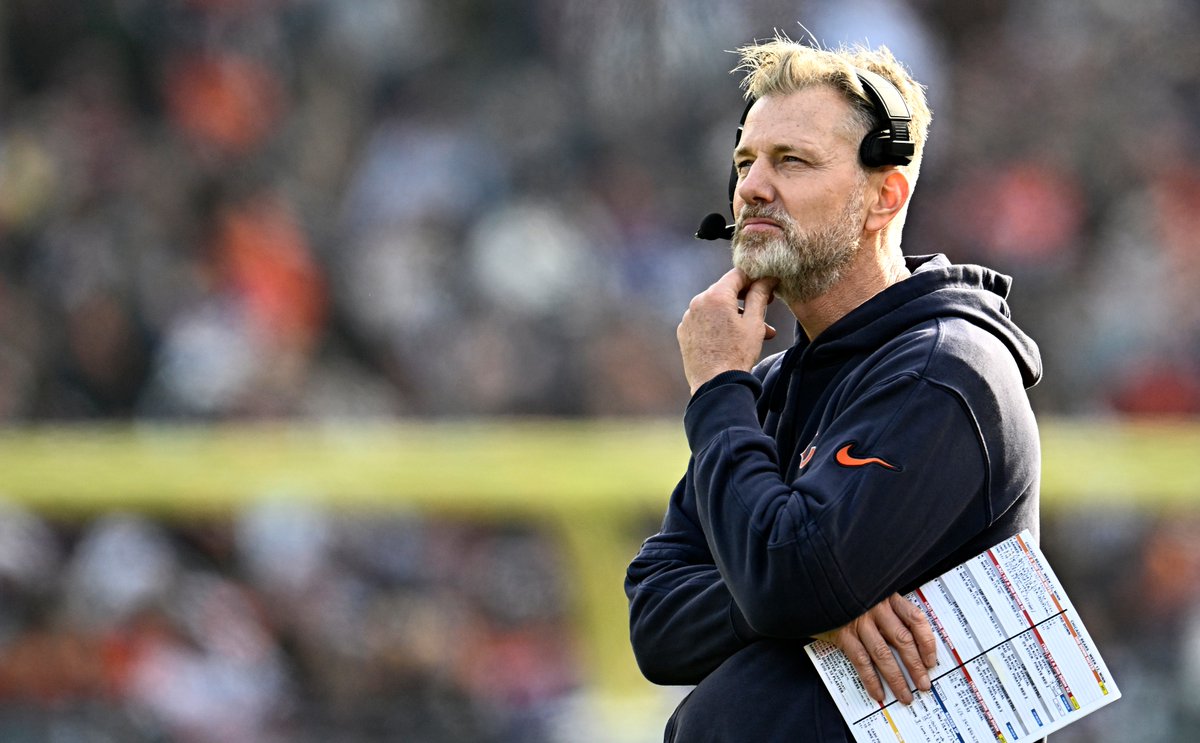 The Bears have fired head coach Matt Eberflus, according to reports.

tinyurl.com/mtpemcyy via <a href="/CEmma670/">Chris Emma</a>