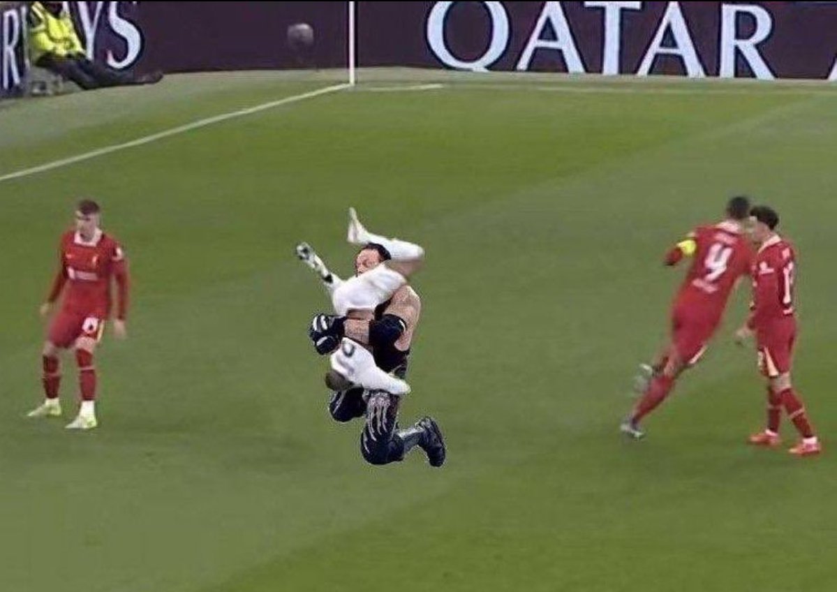 TrollFootball's tweet photo. Mbappe memes keeps coming 😂 https://t.co/JAB3sIQKlG