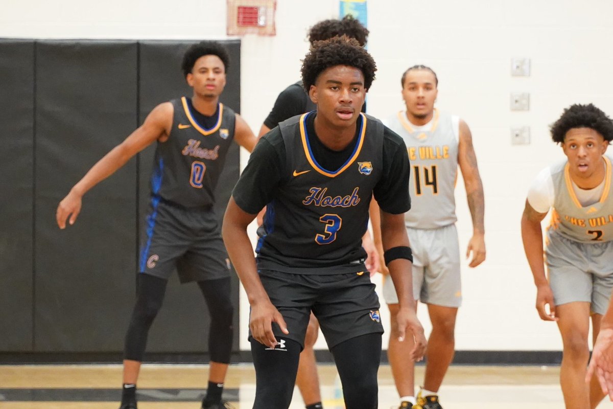 Shun Williams (@ontheradarhoops) on Twitter photo The game did not end the way the Cougars had hoped. But there were bright spots to build upon for coach Wade Mawdesley.
Jaylen Edgerton, a senior combo guard, scored a game high 23 points and did it in an efficient manner.
<a href="/HoochHoops/">Hooch Hoops</a>
<a href="/JaylenEdgerton/">Jaylen Edgerton</a>
STORY: The game did not end the way the Cougars had hoped. But there were bright spots to build upon for coach Wade Mawdesley.
Jaylen Edgerton, a senior combo guard, scored a game high 23 points and did it in an efficient manner.
<a href="/HoochHoops/">Hooch Hoops</a>
<a href="/JaylenEdgerton/">Jaylen Edgerton</a>
STORY: