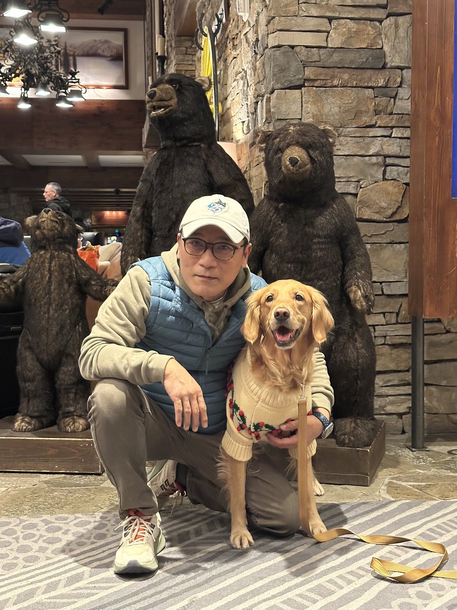 Robin_HAGDAll's tweet photo. Talhanksgovung Day 연휴 
가족들과 여행 중 @ South Lake Tahoe 😊 https://t.co/gyOfjkNyBS