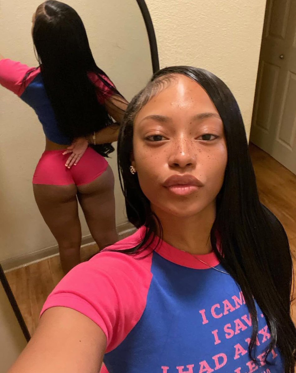 adorepluto's tweet image. 🩷🍑.