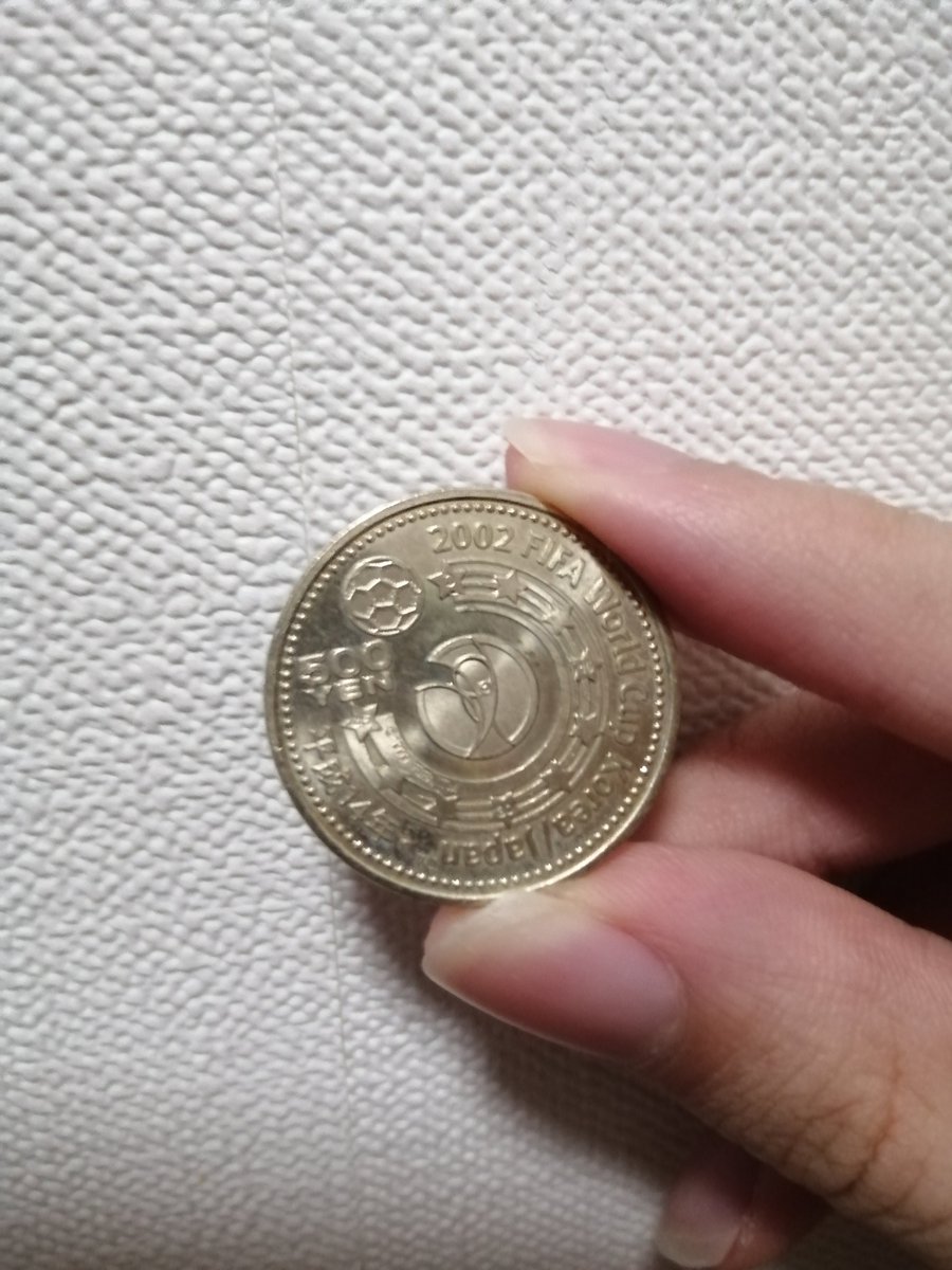 LAZpit's tweet photo. 親がお釣りで貰ったらしい！
こんなのあるんだ https://t.co/7xDobUomPx
